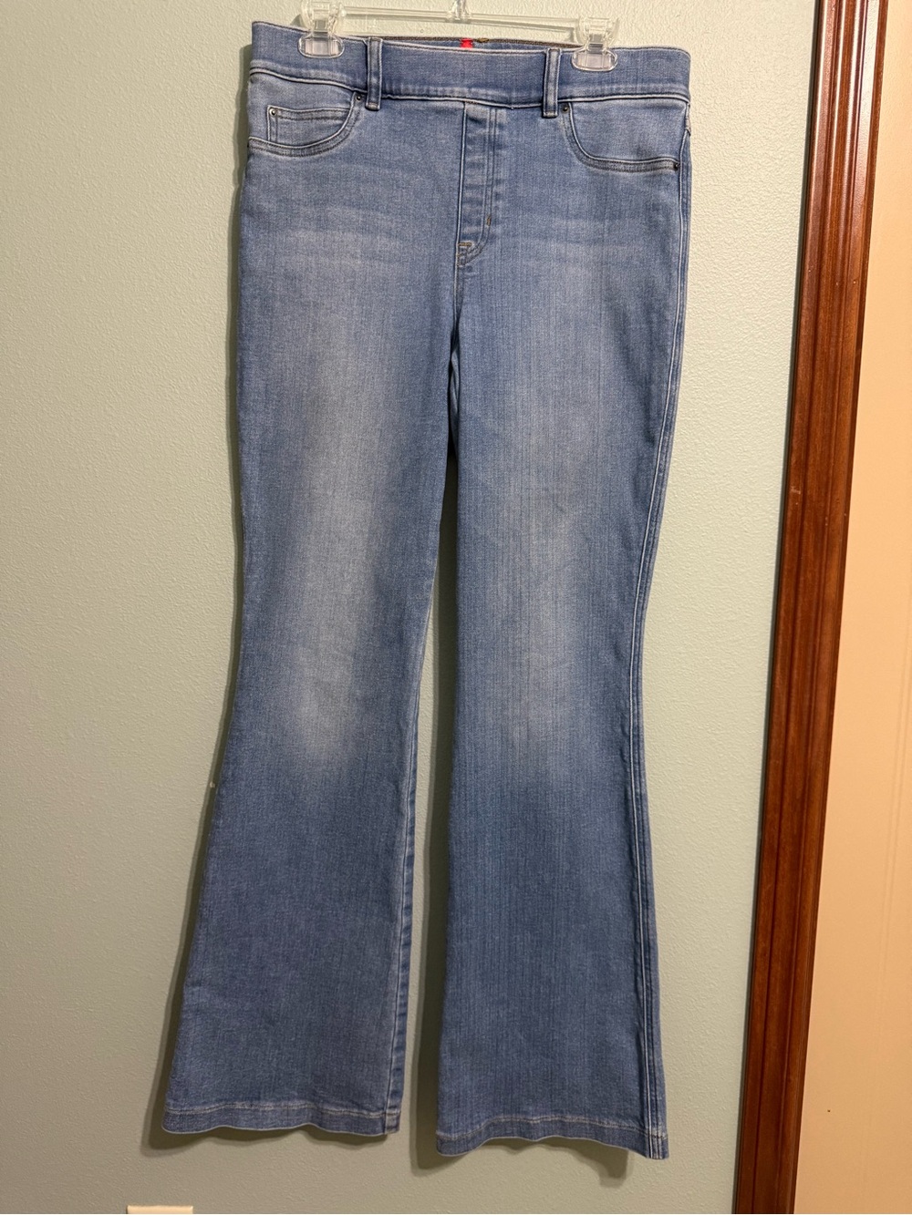 SPANX Pull-On Flare Jeans Large